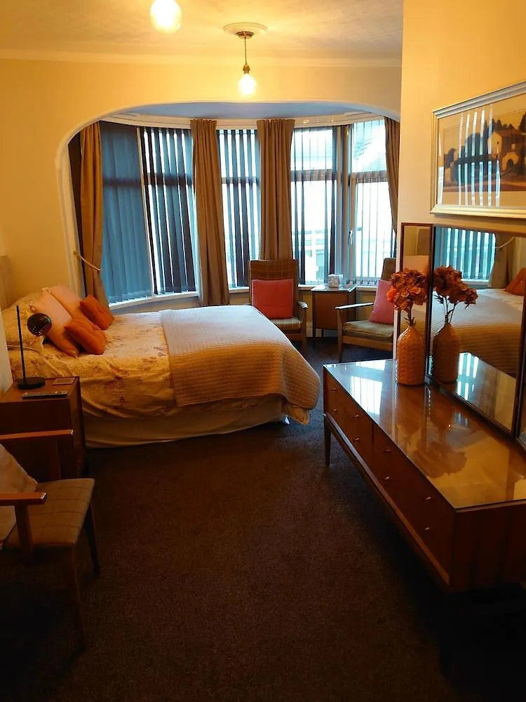 Guest house The Golden Sands B&B Blackpool
