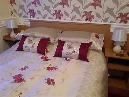 The Golden Sands B&B Blackpool 4*,  United Kingdom