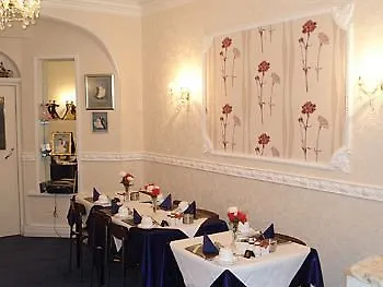 The Golden Sands B&B Blackpool Guest house