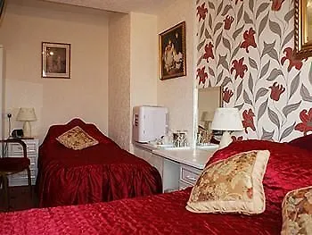 The Golden Sands B&B Blackpool 4*,