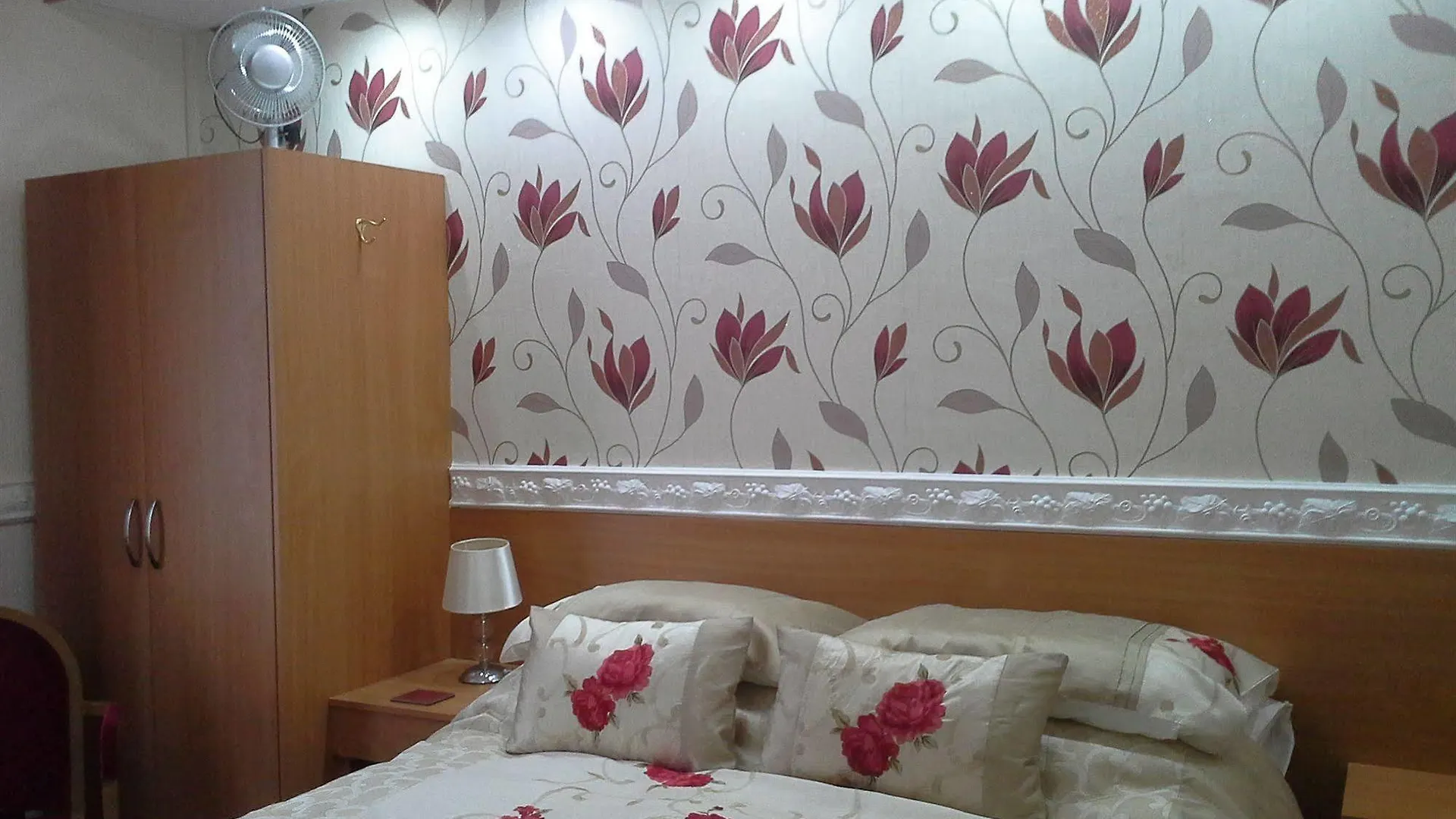 The Golden Sands B&B Blackpool Guest house