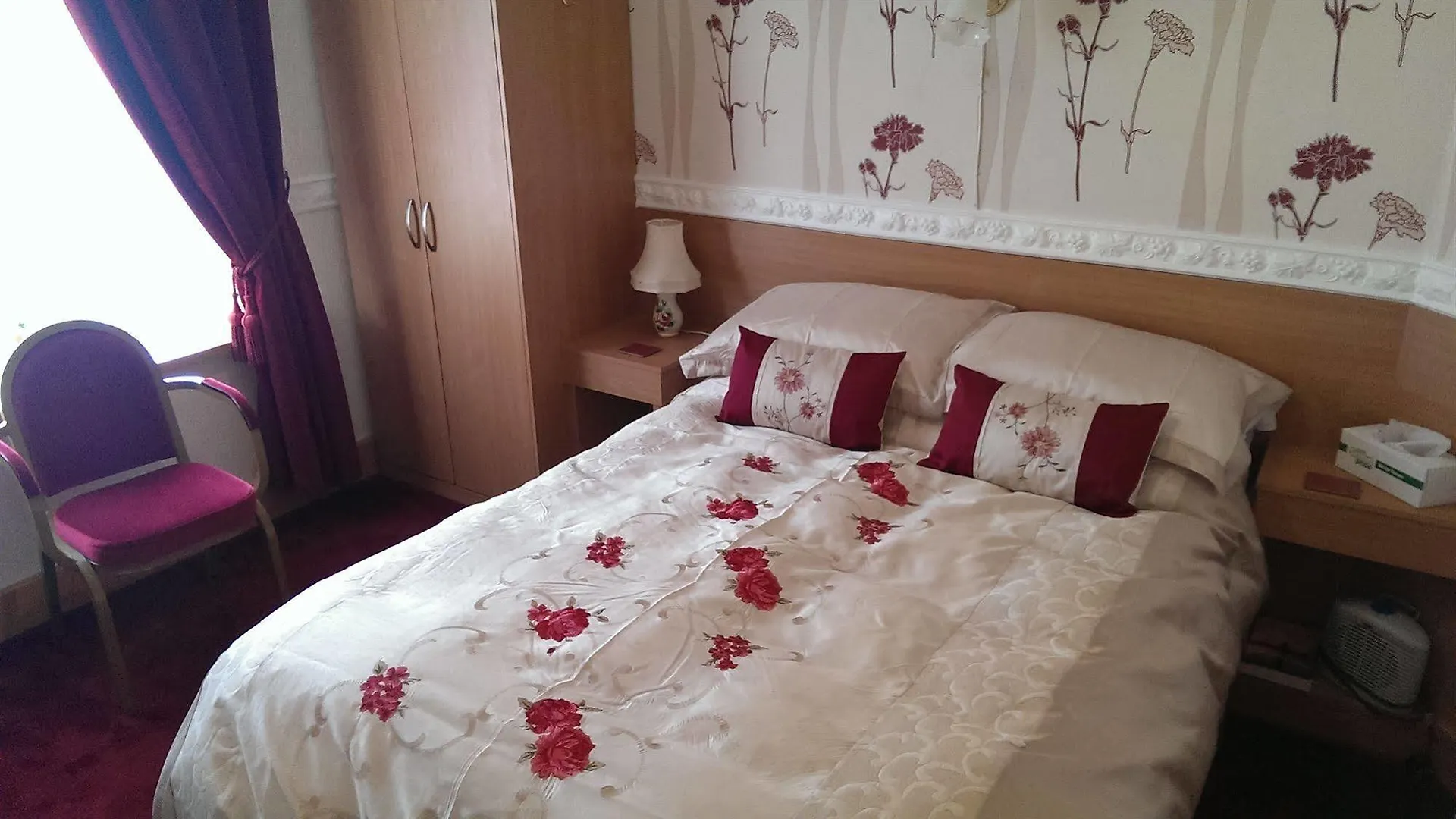 The Golden Sands B&B Blackpool 4*,  United Kingdom